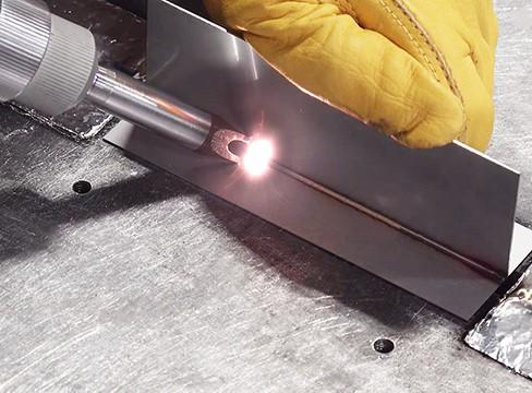 5 Avantajele utilizării unei mașini de sudat cu laser din aluminiu