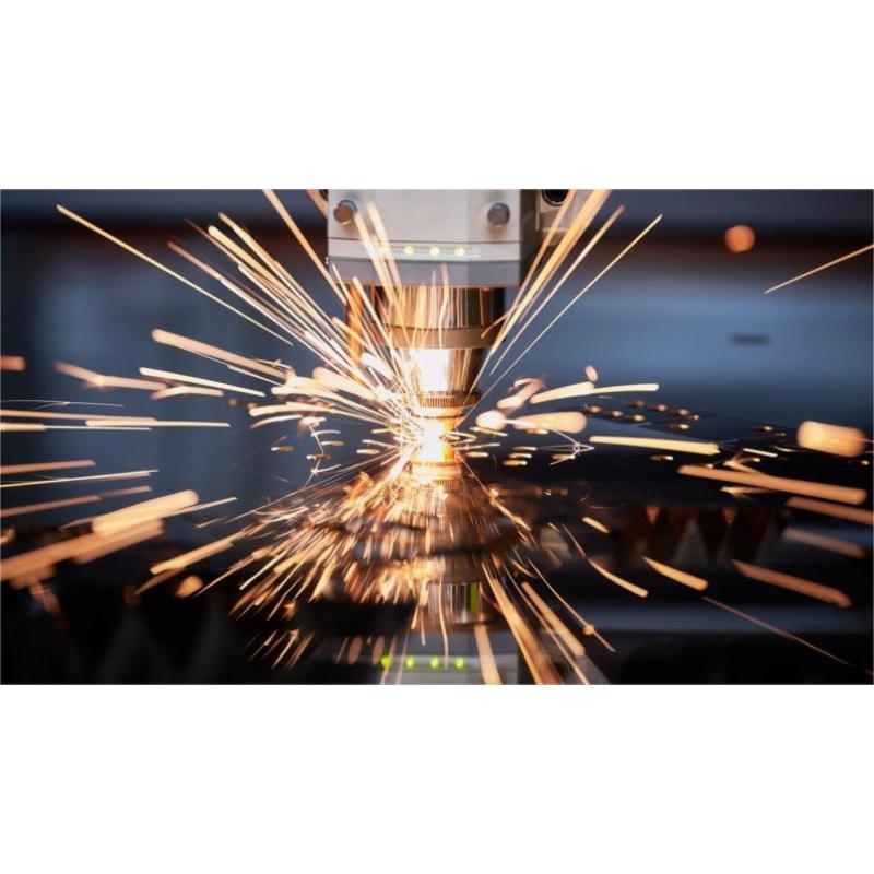 Diferența dintre mașina CNC din metal și mașinile de tăiat cu laser din metal